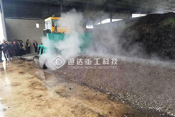 養(yǎng)殖場(chǎng)糞便怎么處理變成有機(jī)肥?養(yǎng)豬廠糞污有機(jī)肥生產(chǎn)線如何建?  