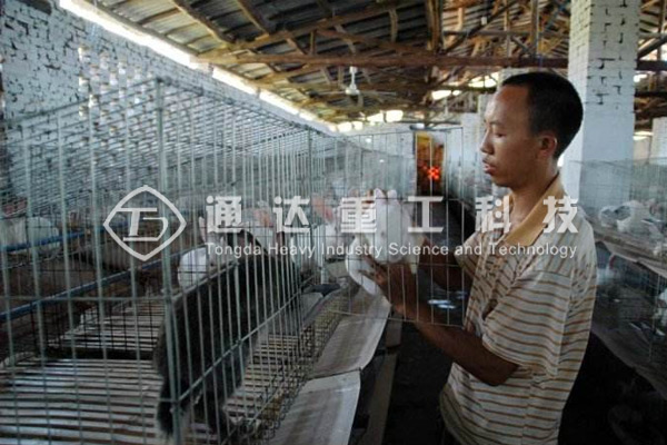 兔糞有機肥料生產設備有哪些?兔糞有機肥生產線多少錢? 