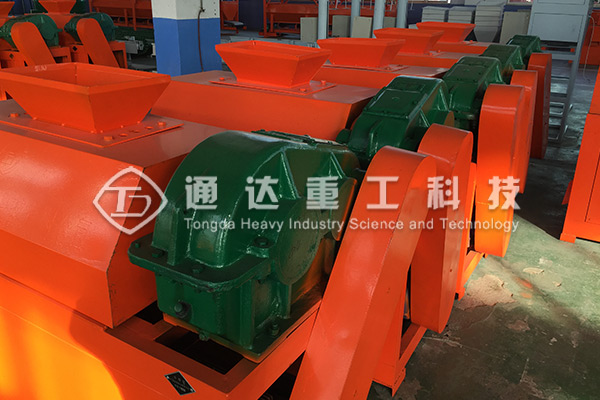 復合肥對輥擠壓造粒機造不成粒是什么原因
