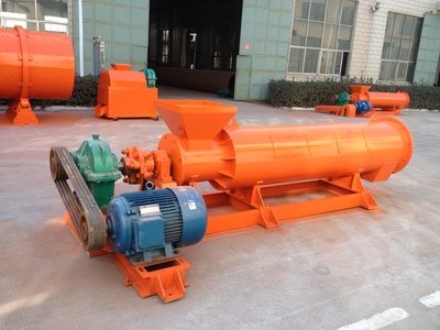 濾泥糠渣臥式有機肥攪齒轉鼓二合一造粒機